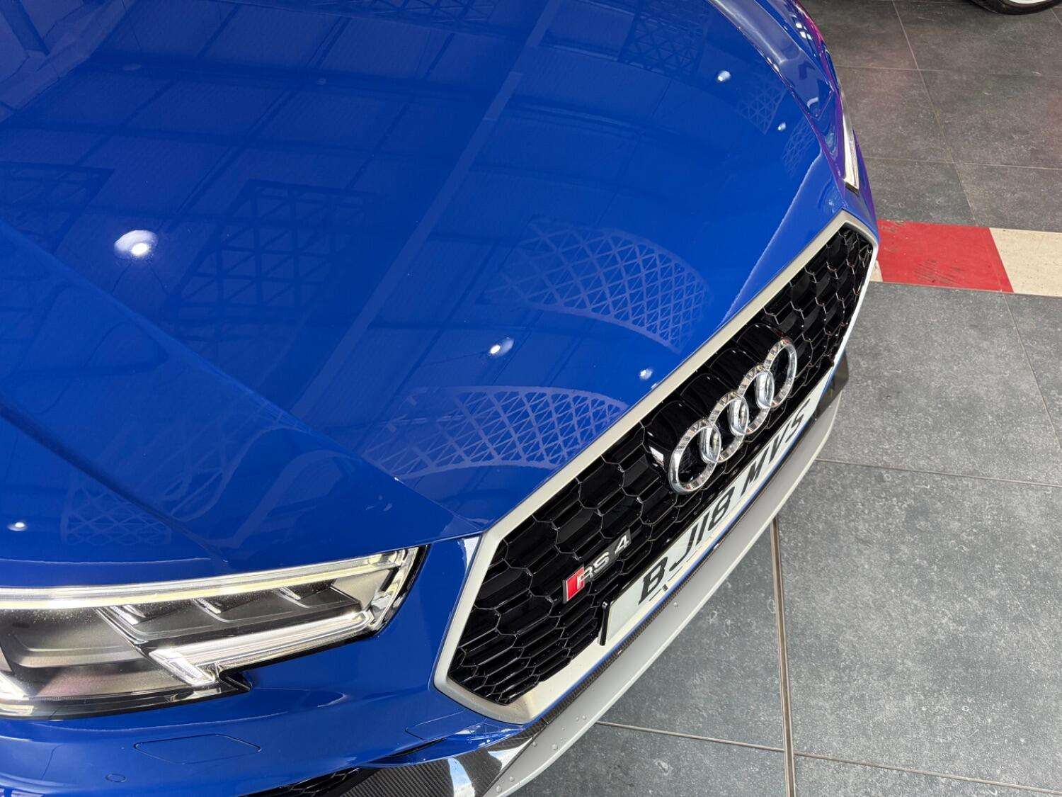 2018 AUDI RS4 2018 AUDI RS4