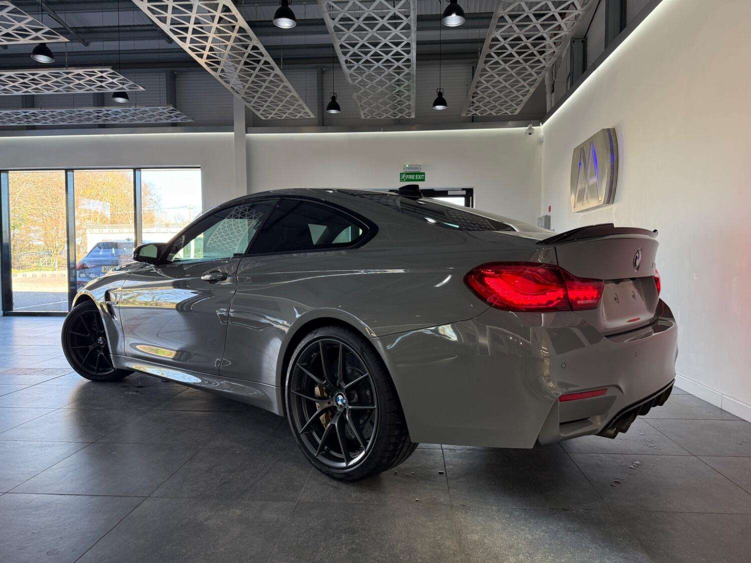 2018 BMW M4 2018 BMW M4