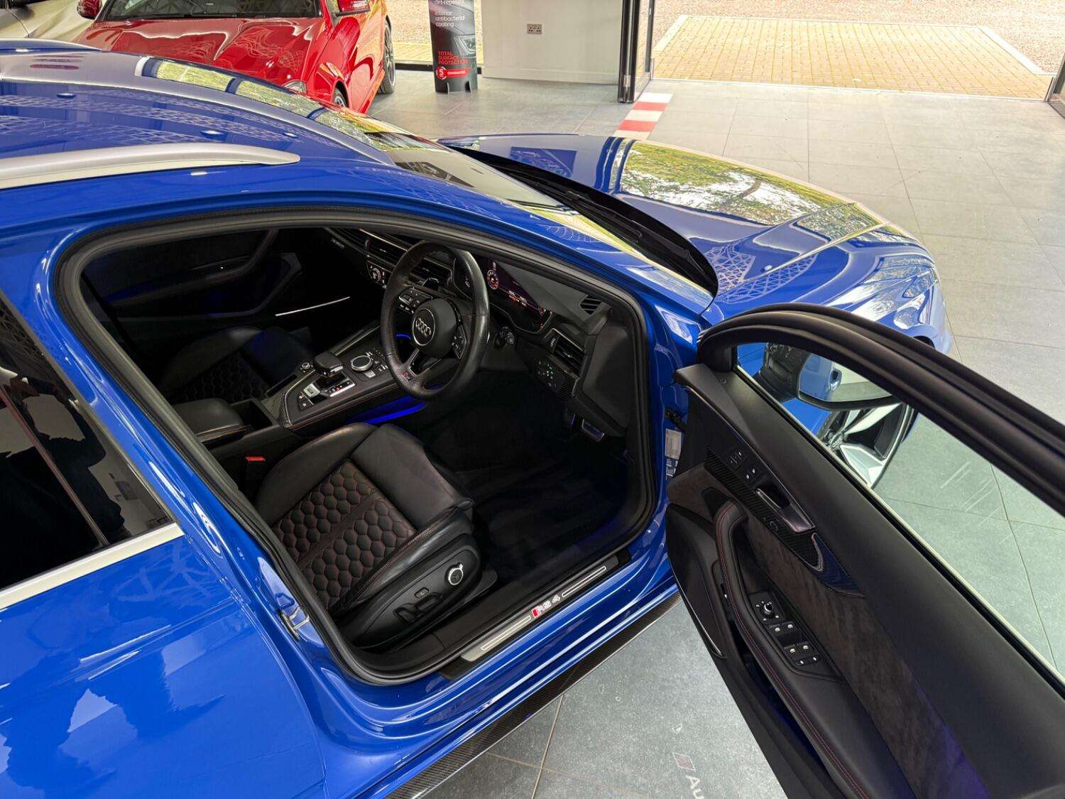 2018 AUDI RS4 2018 AUDI RS4