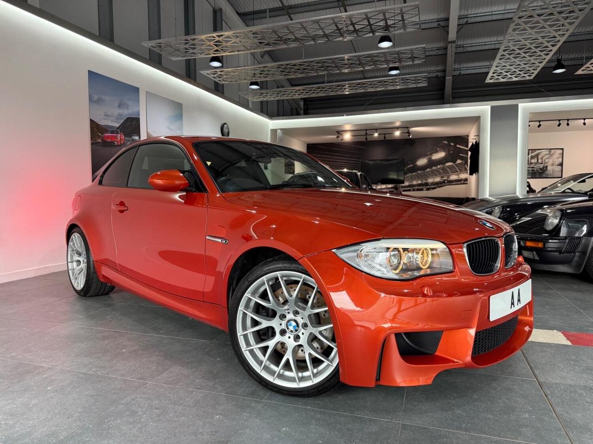 Check out this BMW 1 Series 2011 Petrol Manual