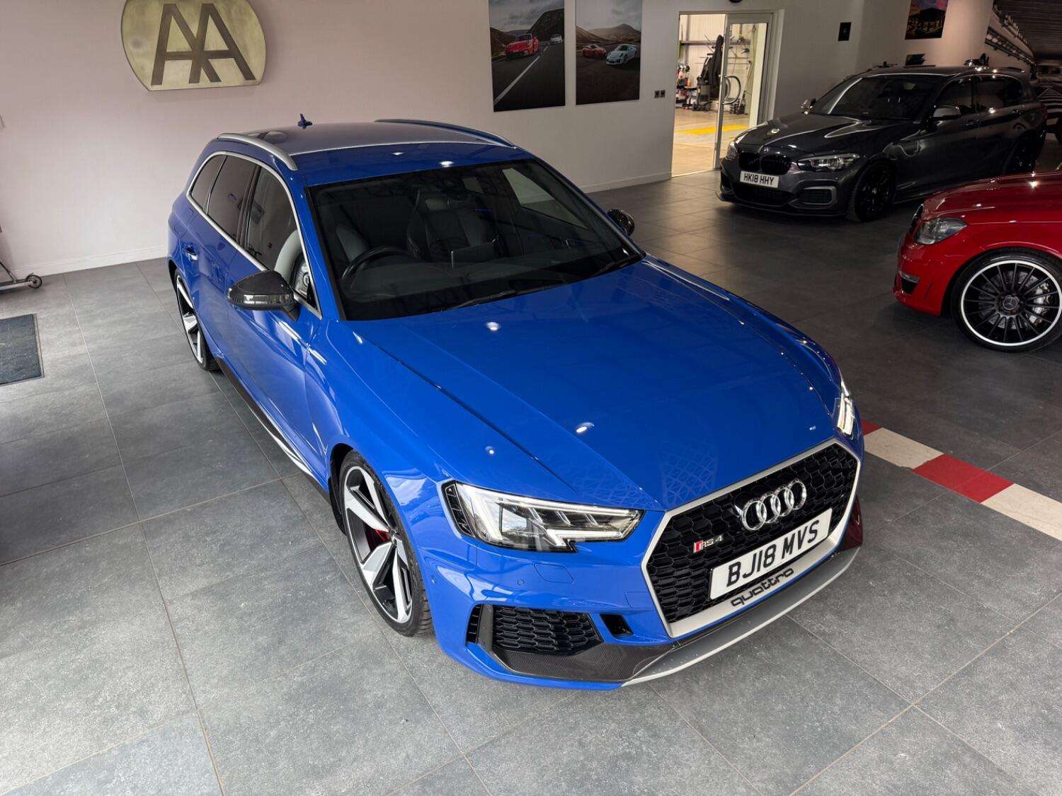 2018 AUDI RS4 2018 AUDI RS4