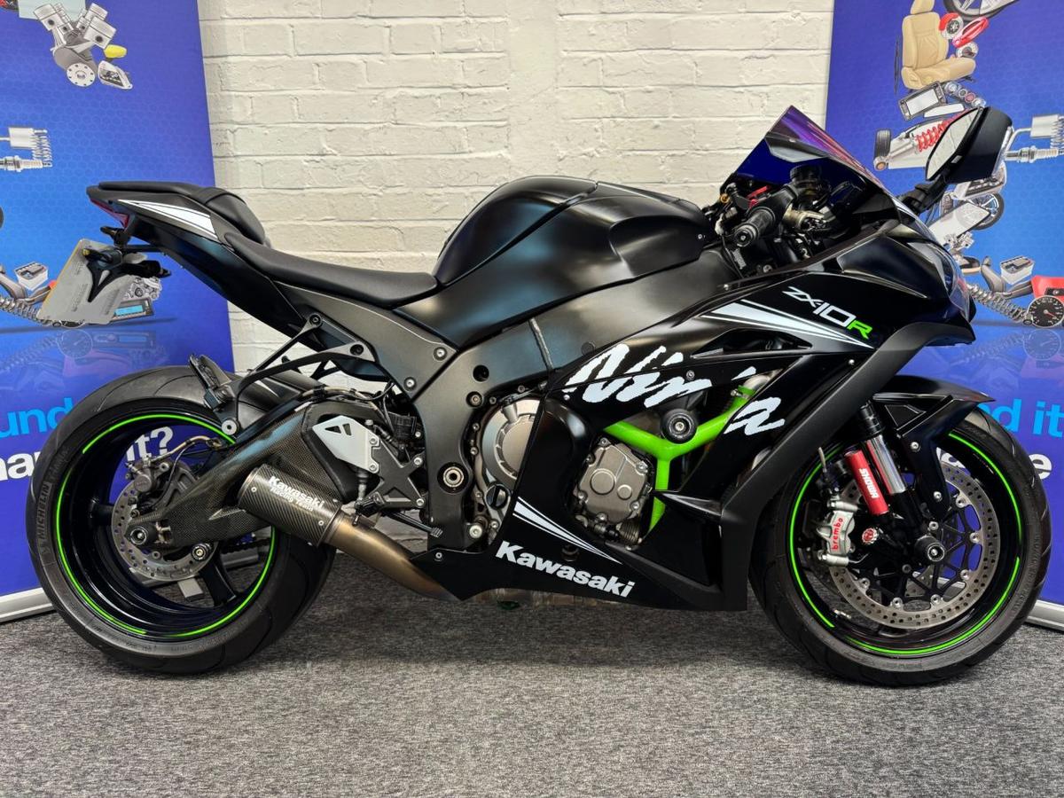 Check out this Kawasaki Ninja Zx-10r 2016 Petrol Manual