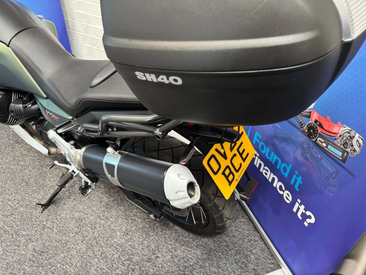 2022 MOTO GUZZI V85 2022 MOTO GUZZI V85