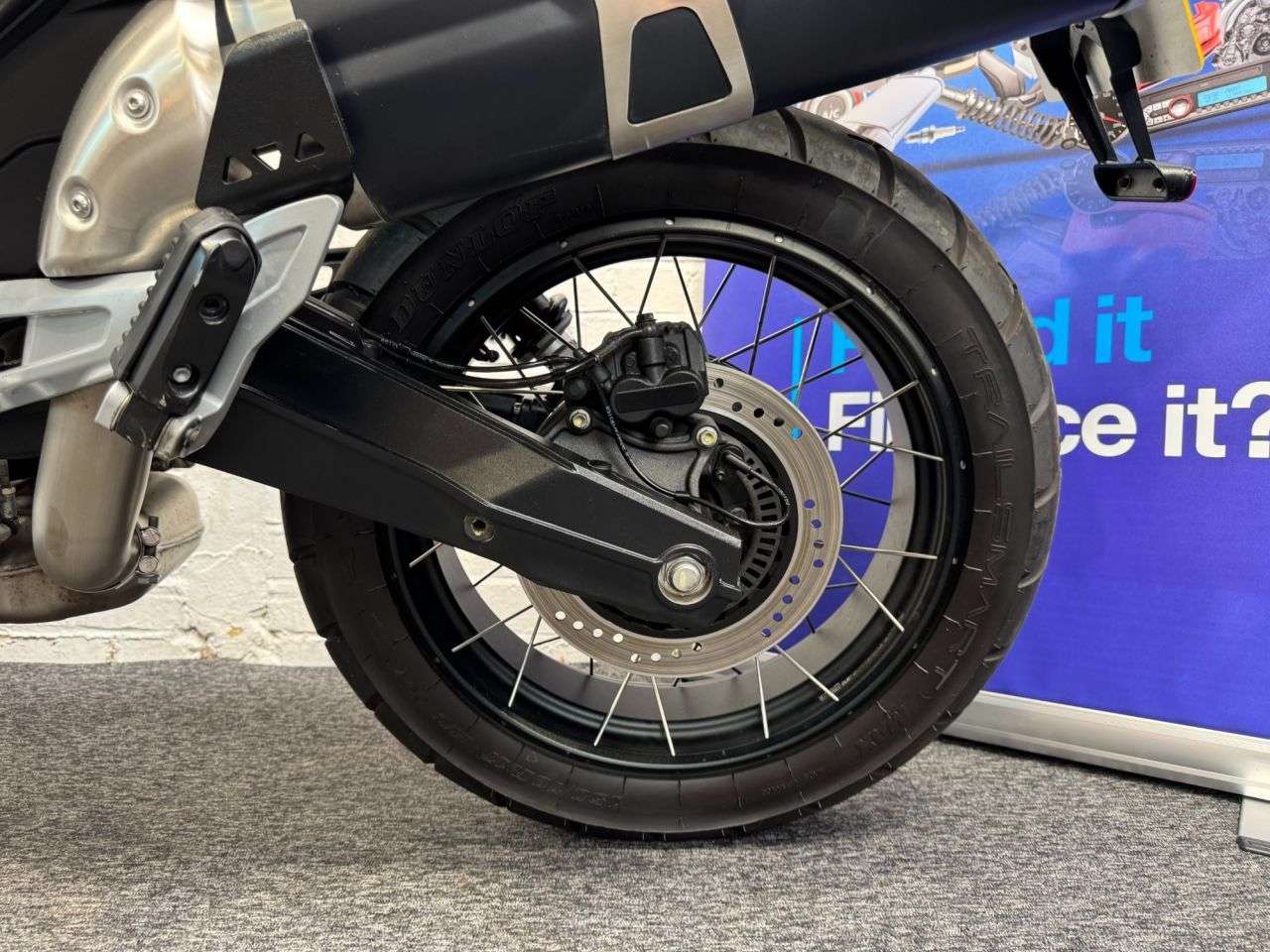 2022 MOTO GUZZI V85 2022 MOTO GUZZI V85