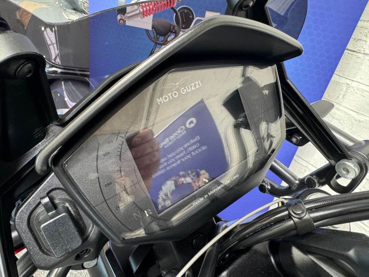 2022 MOTO GUZZI V85 2022 MOTO GUZZI V85