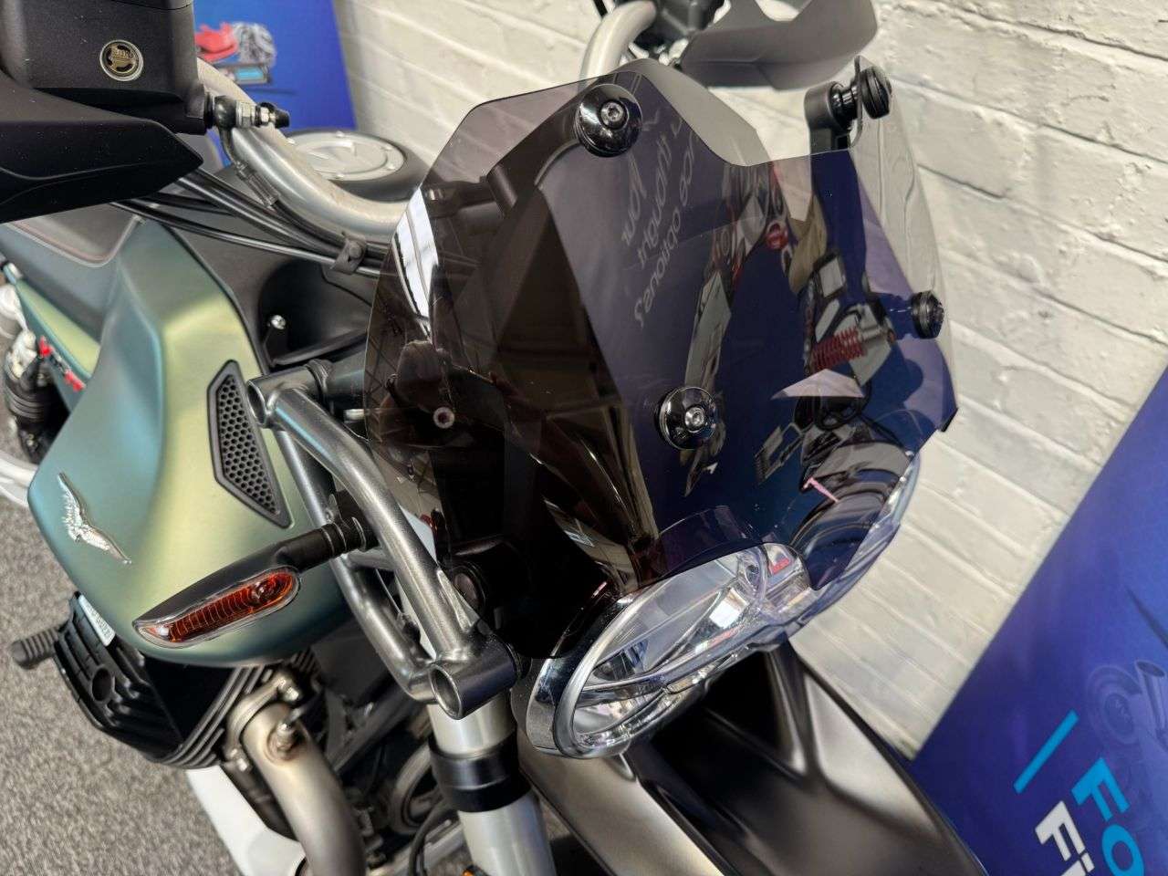 2022 MOTO GUZZI V85 2022 MOTO GUZZI V85