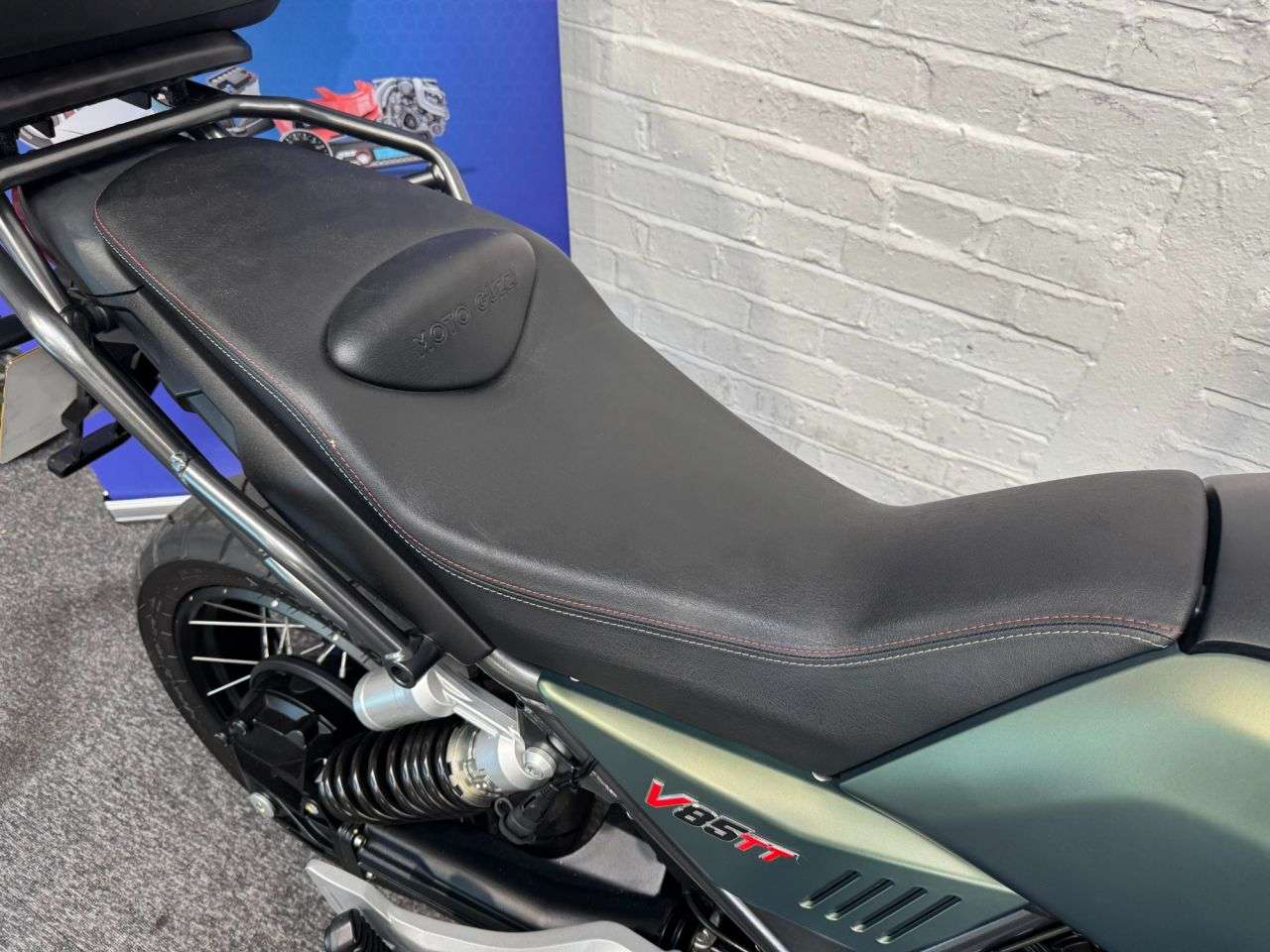 2022 MOTO GUZZI V85 2022 MOTO GUZZI V85