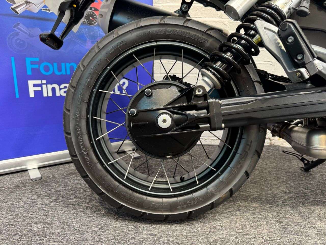 2022 MOTO GUZZI V85 2022 MOTO GUZZI V85