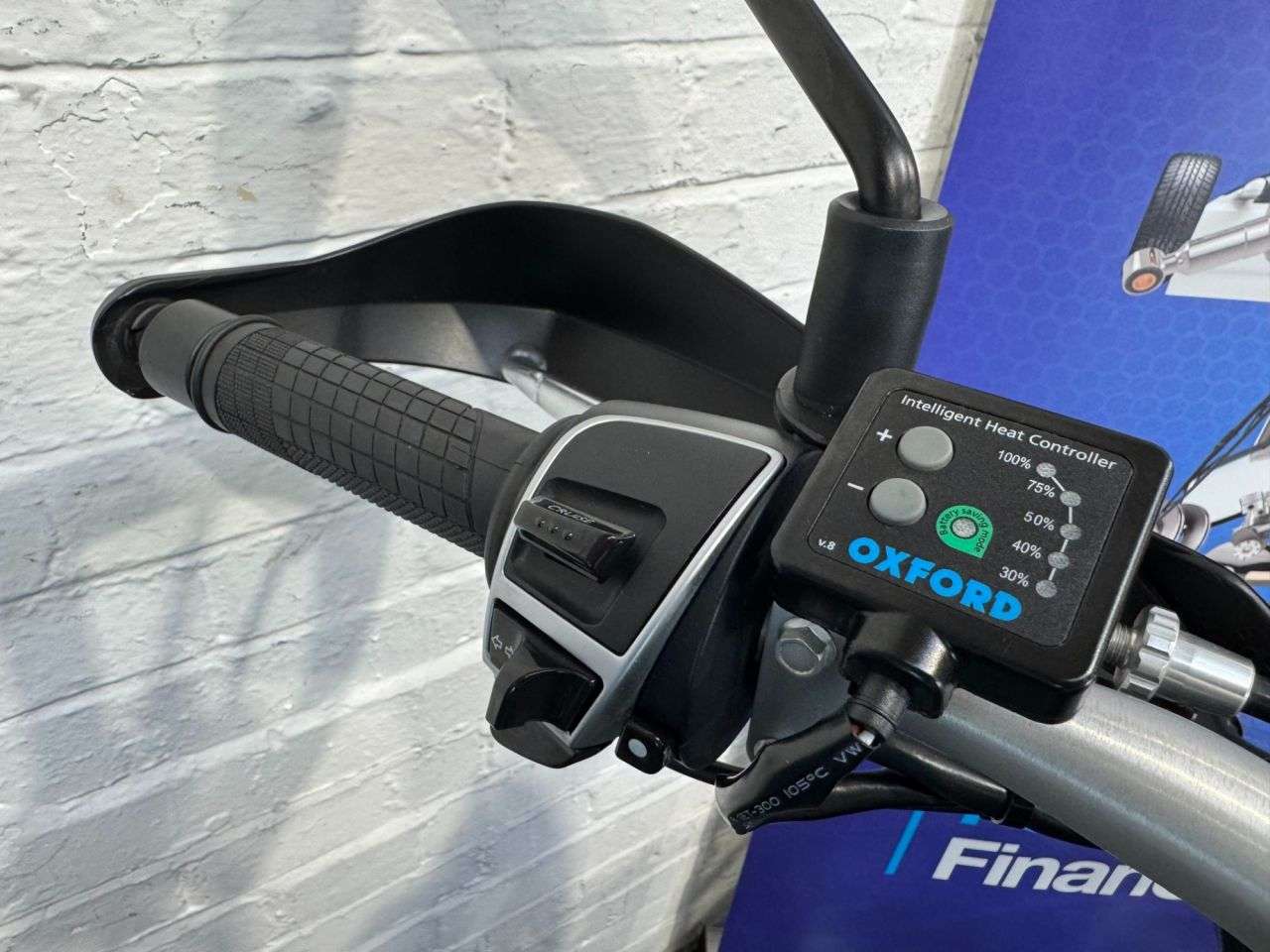 2022 MOTO GUZZI V85 2022 MOTO GUZZI V85