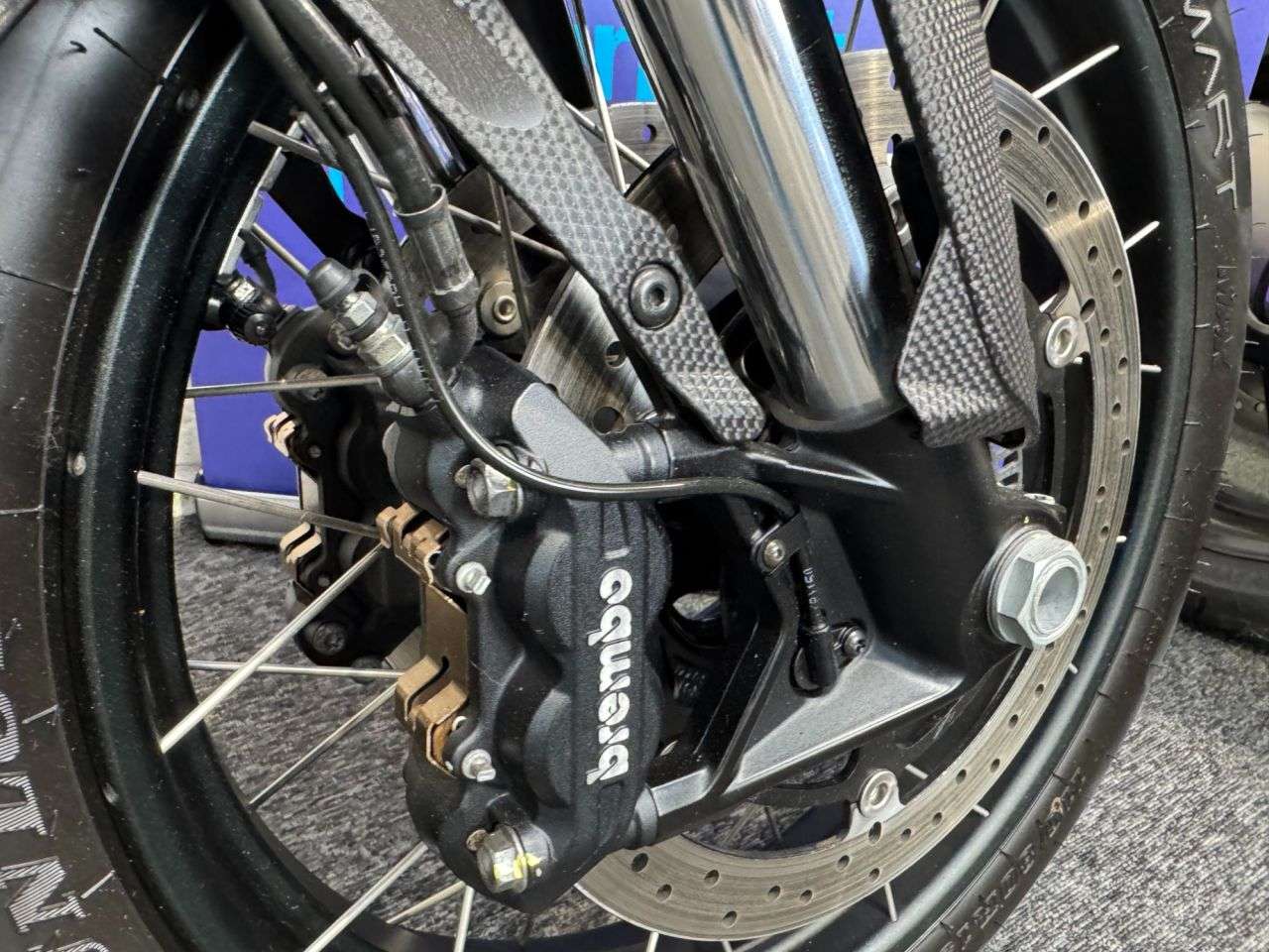 2022 MOTO GUZZI V85 2022 MOTO GUZZI V85