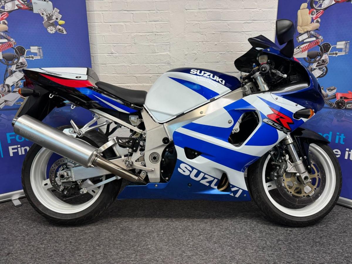 Check out this Suzuki Gsx-r750 2000 Petrol Manual