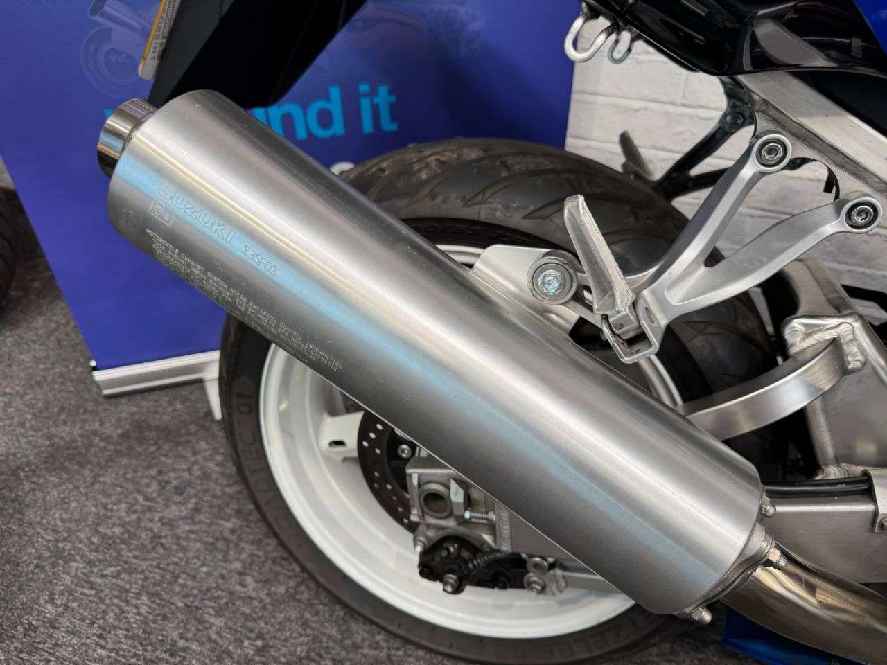 2000 SUZUKI GSX-R750 2000 SUZUKI GSX-R750