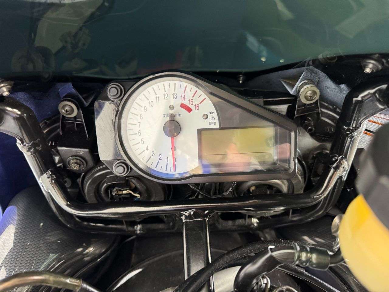 2000 SUZUKI GSX-R750 2000 SUZUKI GSX-R750