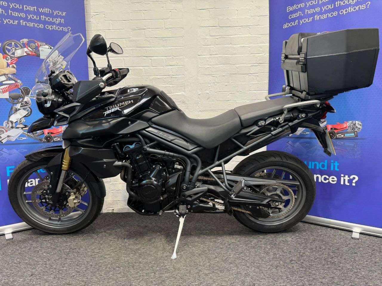 2013 TRIUMPH TIGER 800 2013 TRIUMPH TIGER 800