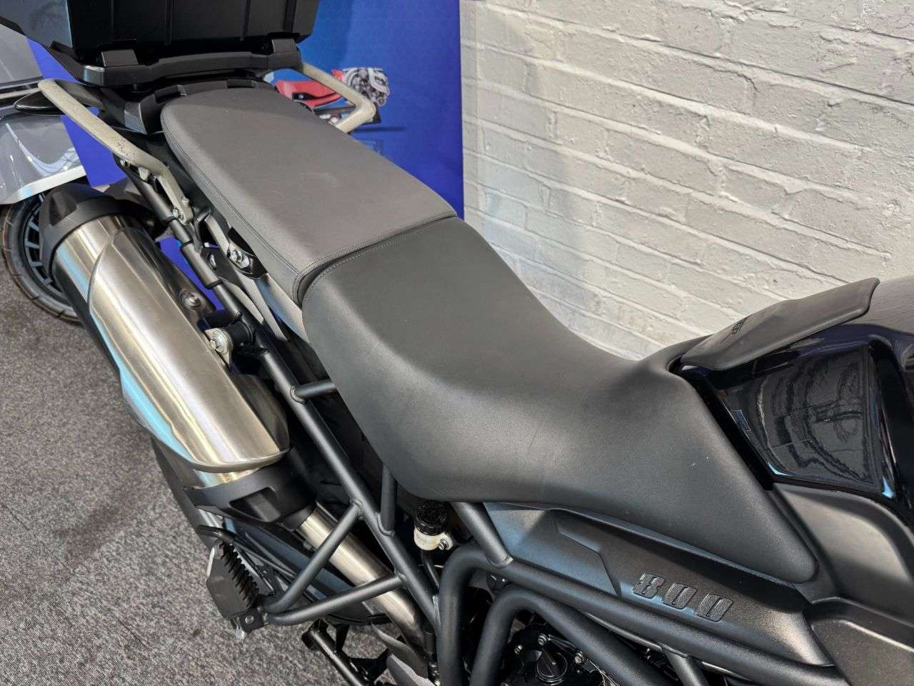 2013 TRIUMPH TIGER 800 2013 TRIUMPH TIGER 800