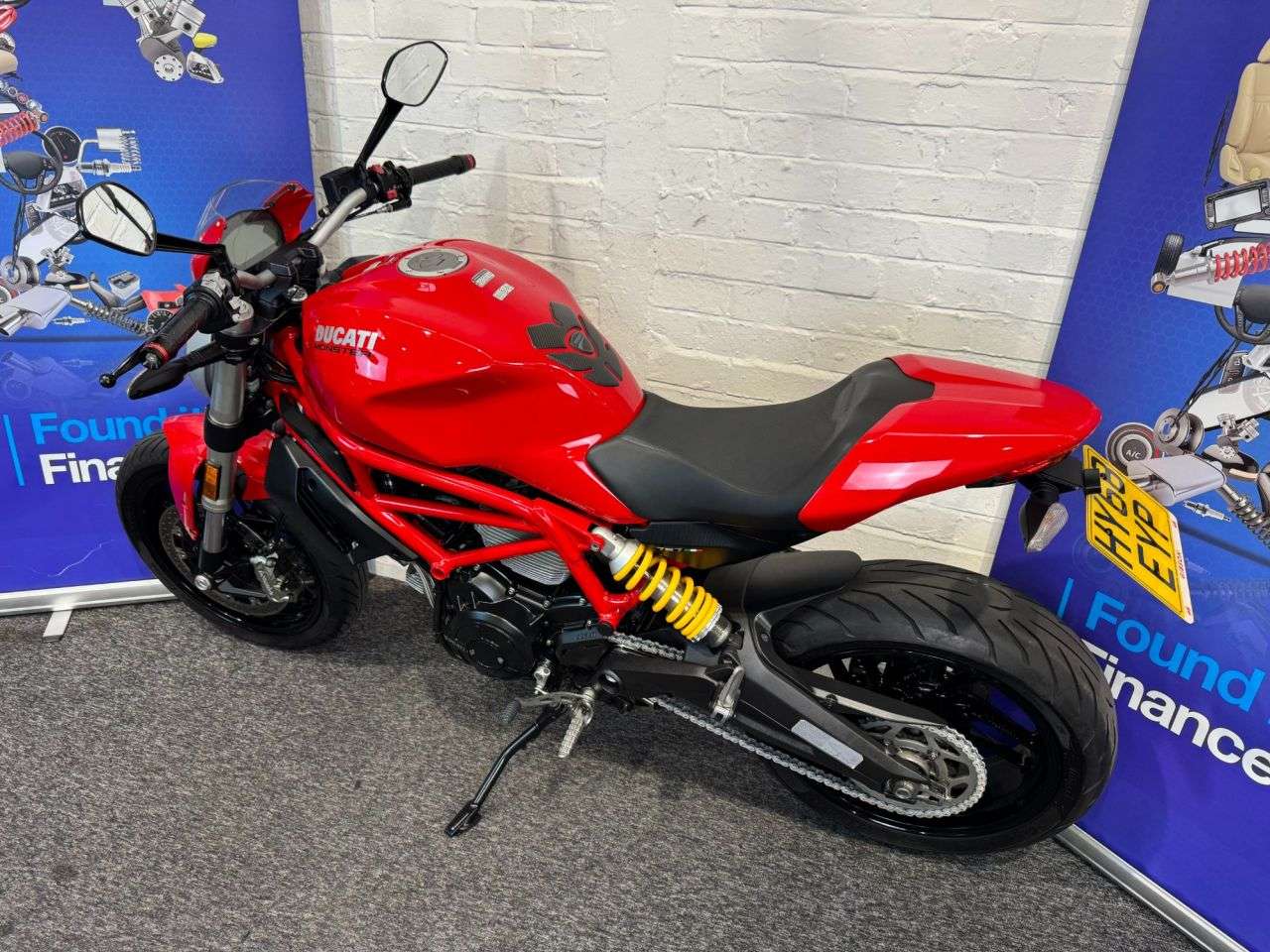 2018 DUCATI MONSTER 797 2018 DUCATI MONSTER 797