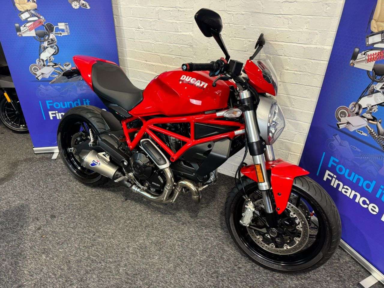 2018 DUCATI MONSTER 797 2018 DUCATI MONSTER 797