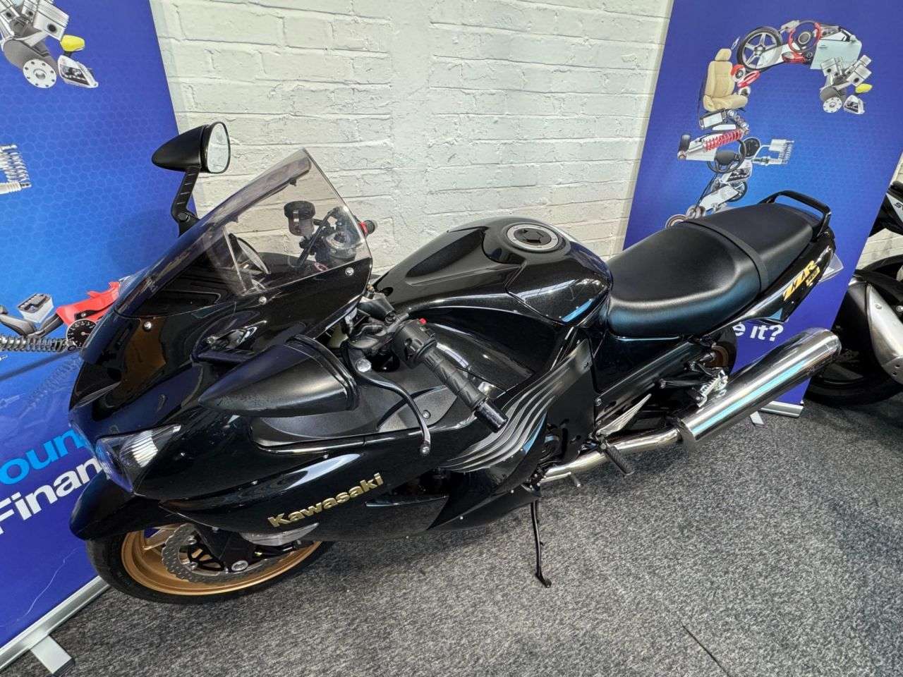 2010 KAWASAKI ZZR1400 2010 KAWASAKI ZZR1400