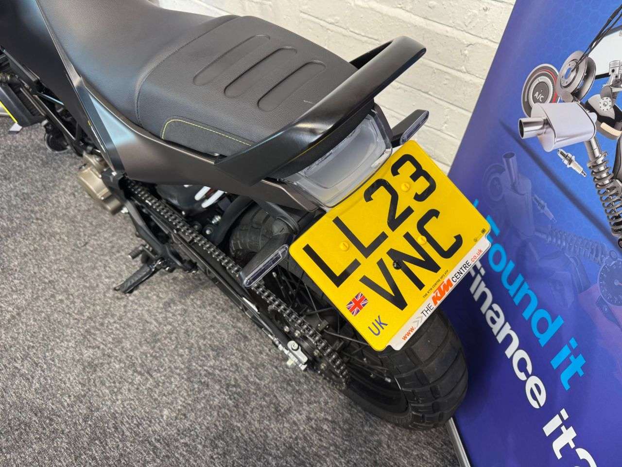 2023 HUSQVARNA SVARTPILEN 401 2023 HUSQVARNA SVARTPILEN 401