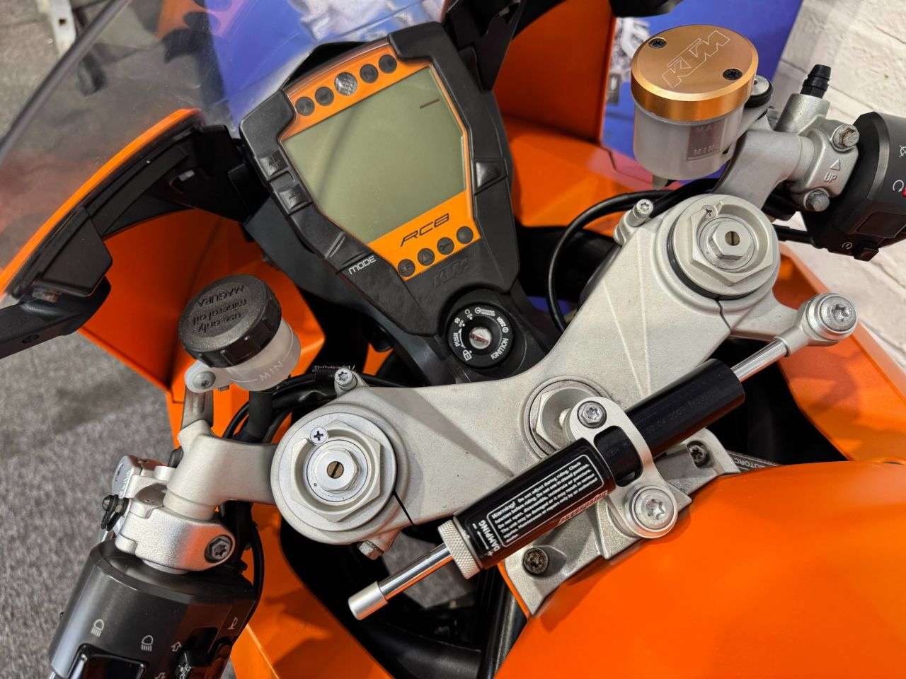 2012 KTM RC 8 2012 KTM RC 8