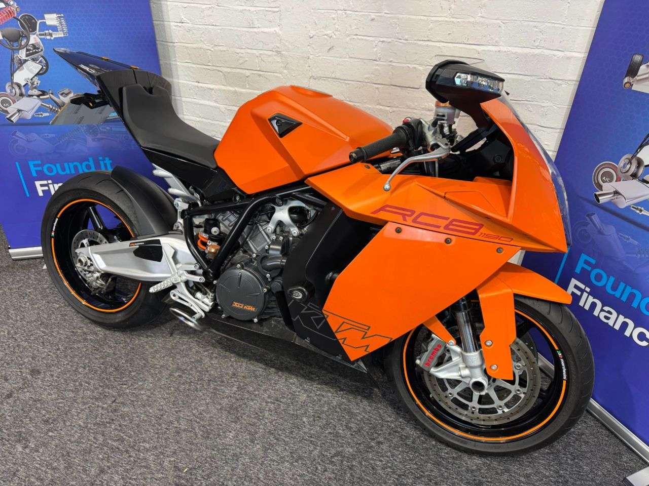 2012 KTM RC 8 2012 KTM RC 8