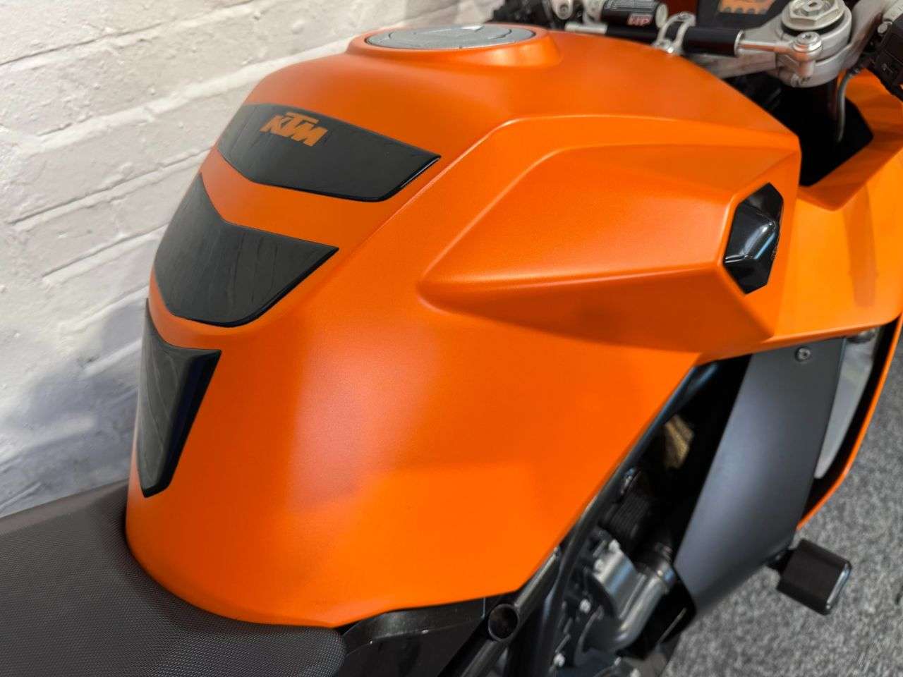 2012 KTM RC 8 2012 KTM RC 8