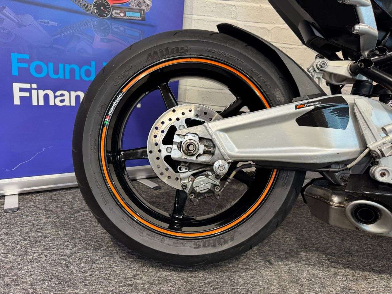2012 KTM RC 8 2012 KTM RC 8