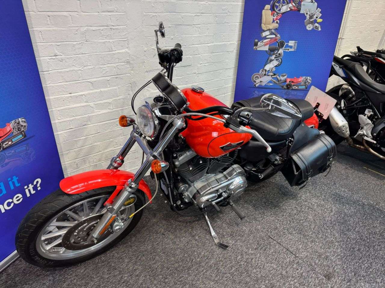 2004 HARLEY-DAVIDSON SPORTSTER 2004 HARLEY-DAVIDSON SPORTSTER