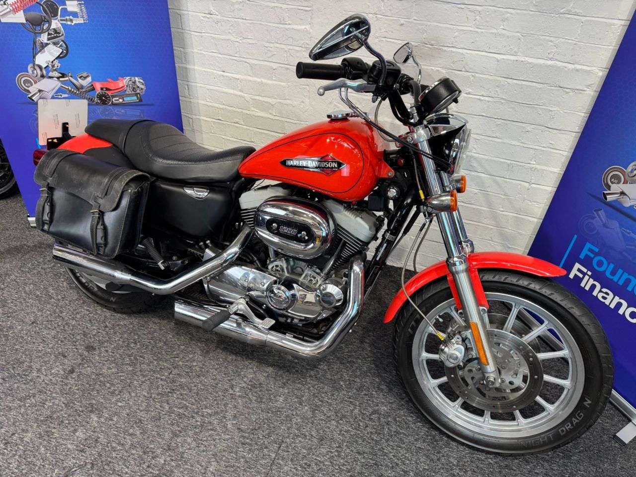 2004 HARLEY-DAVIDSON SPORTSTER 2004 HARLEY-DAVIDSON SPORTSTER