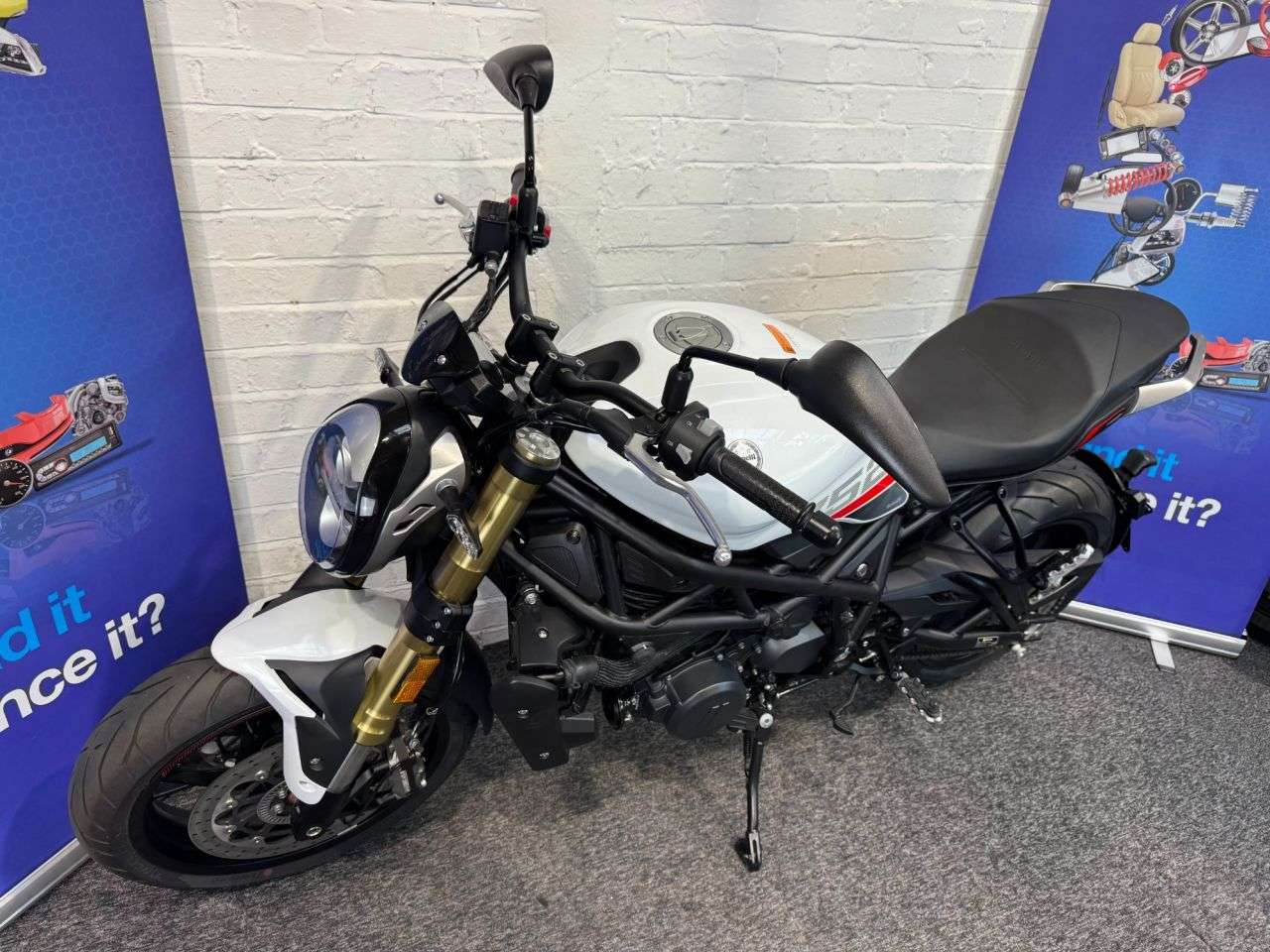 null BENELLI 752S null BENELLI 752S