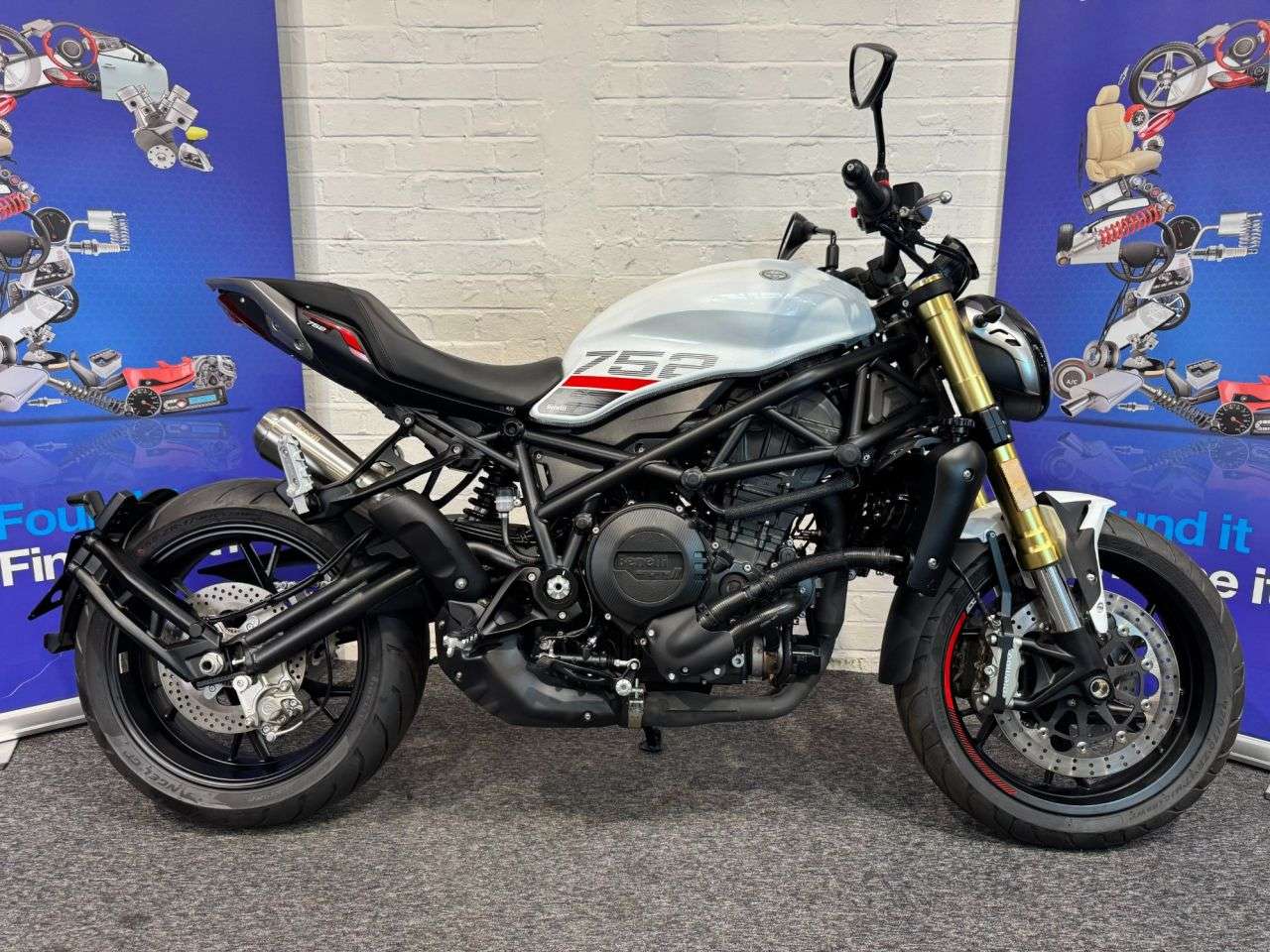 null BENELLI 752S null BENELLI 752S