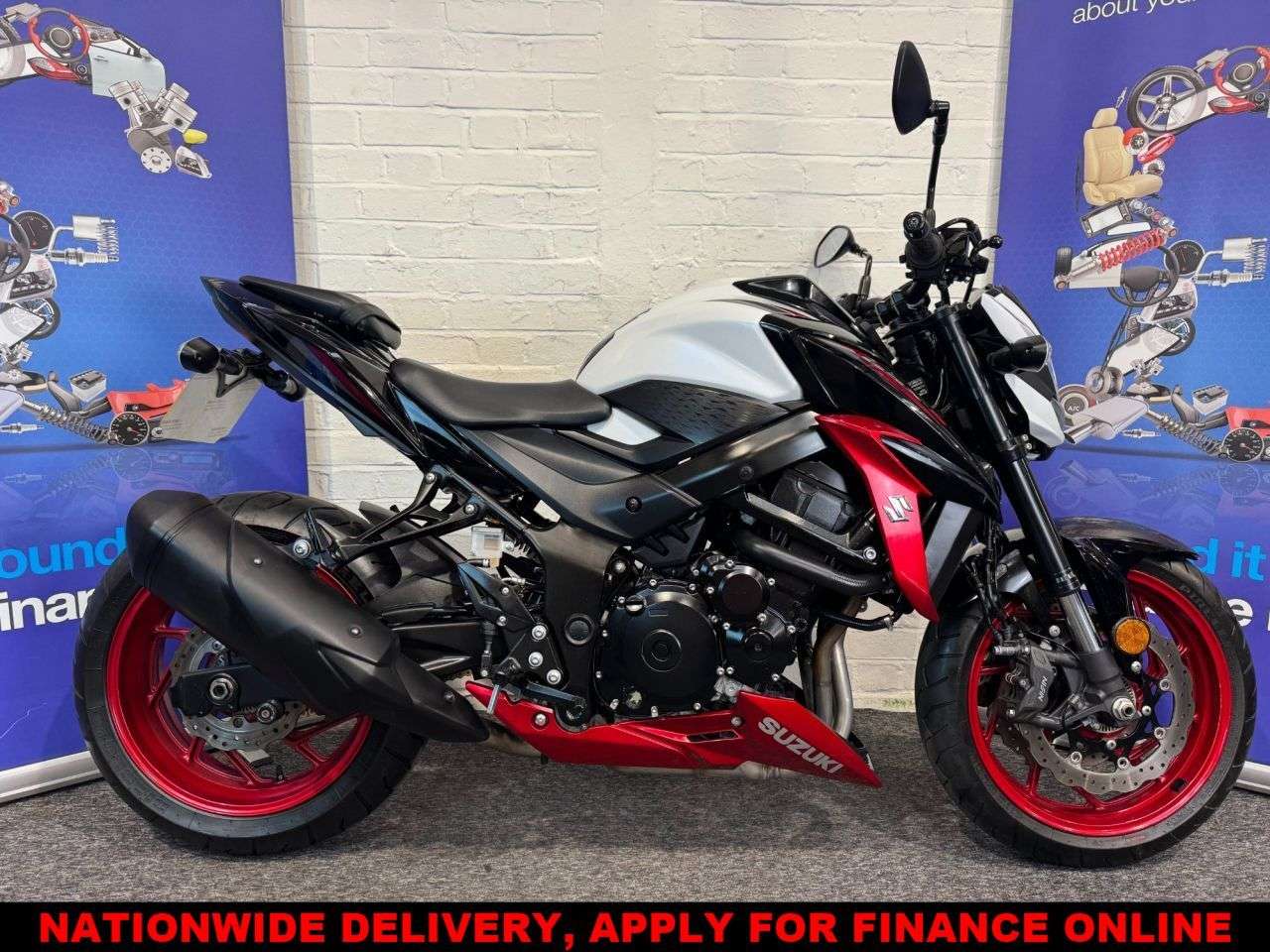 2020 SUZUKI GSX-S750 2020 SUZUKI GSX-S750