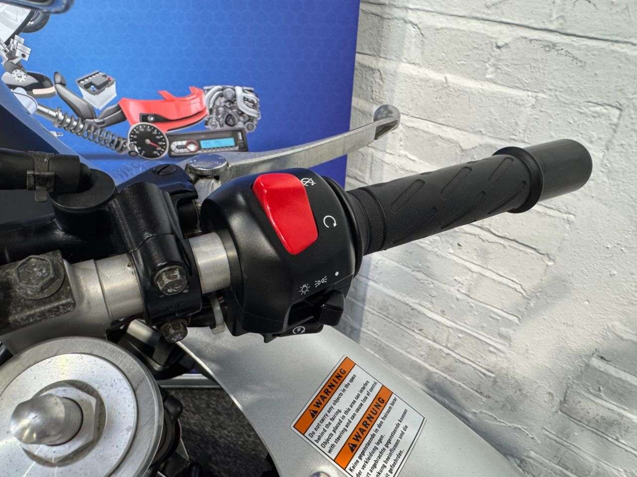 2002 SUZUKI SV650S 2002 SUZUKI SV650S