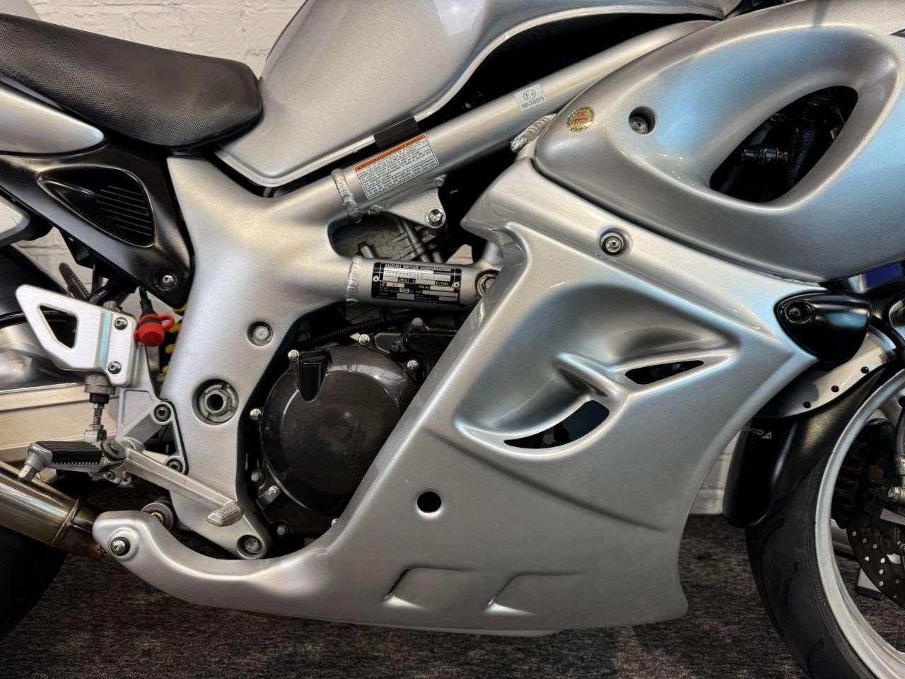 2002 SUZUKI SV650S 2002 SUZUKI SV650S