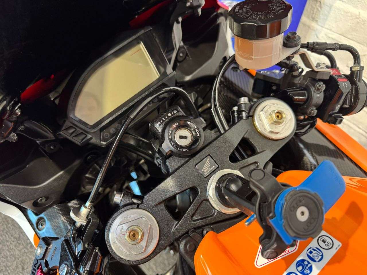 null HONDA CBR1000RR FIREBLADE null HONDA CBR1000RR FIREBLADE