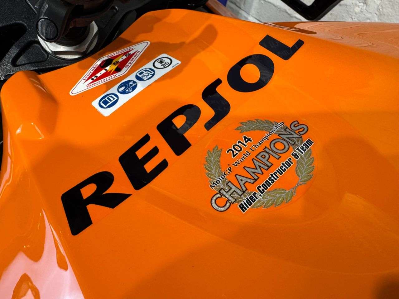 null HONDA CBR1000RR FIREBLADE null HONDA CBR1000RR FIREBLADE