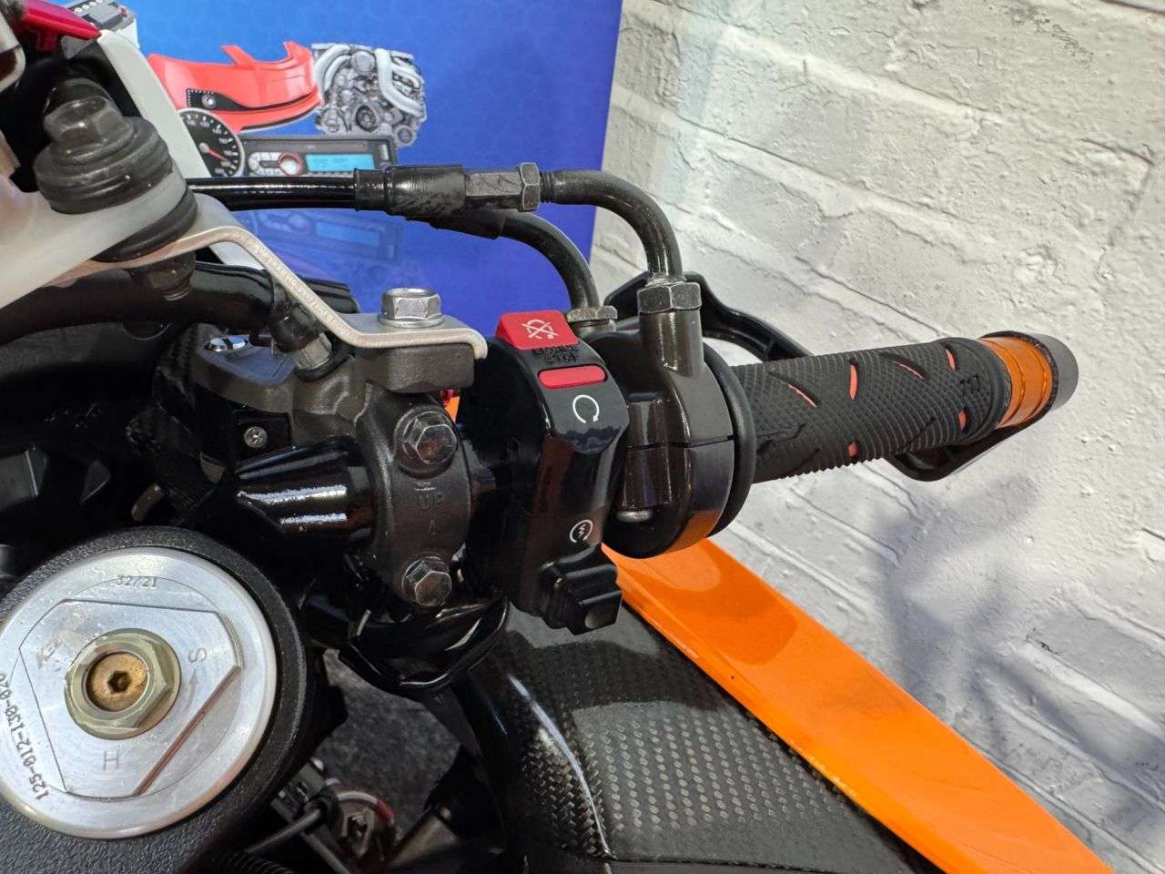 null HONDA CBR1000RR FIREBLADE null HONDA CBR1000RR FIREBLADE