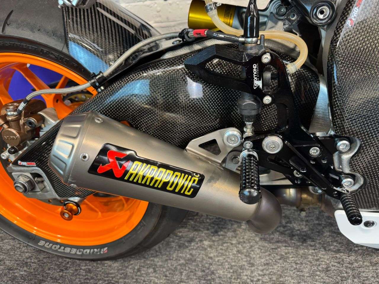 null HONDA CBR1000RR FIREBLADE null HONDA CBR1000RR FIREBLADE