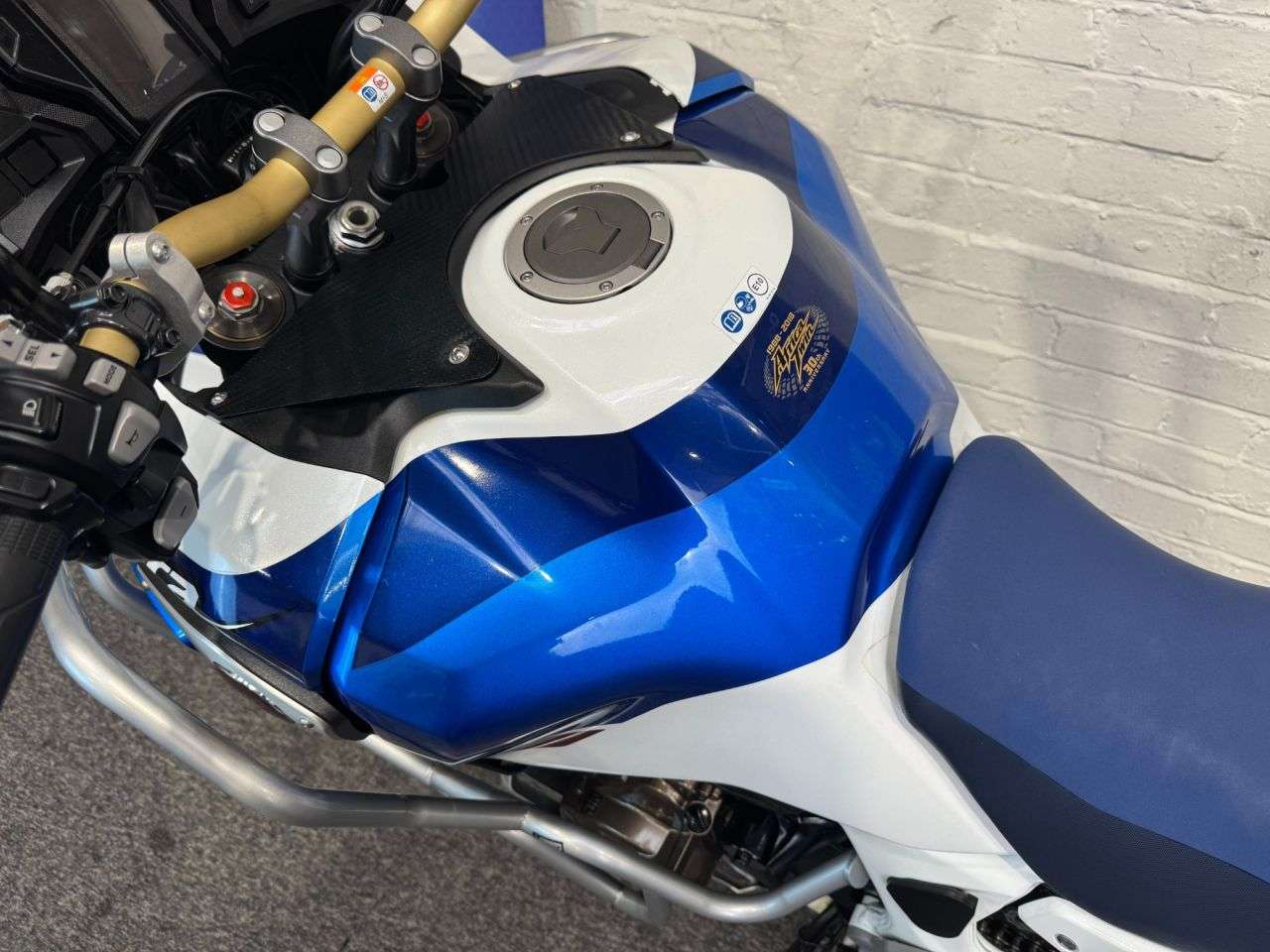 2018 HONDA CRF1000L AFRICA TWIN 2018 HONDA CRF1000L AFRICA TWIN