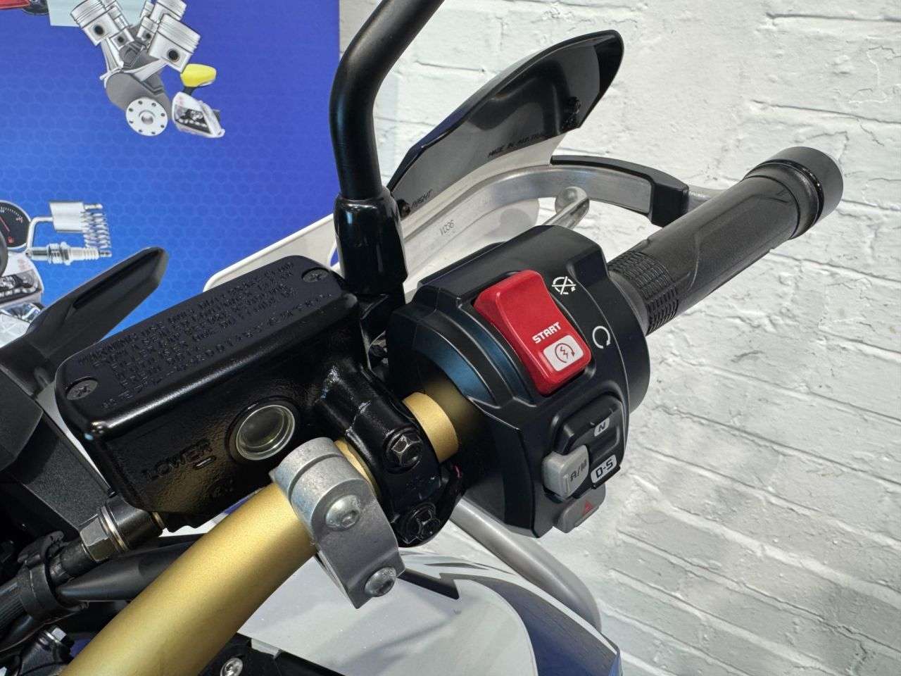 2018 HONDA CRF1000L AFRICA TWIN 2018 HONDA CRF1000L AFRICA TWIN