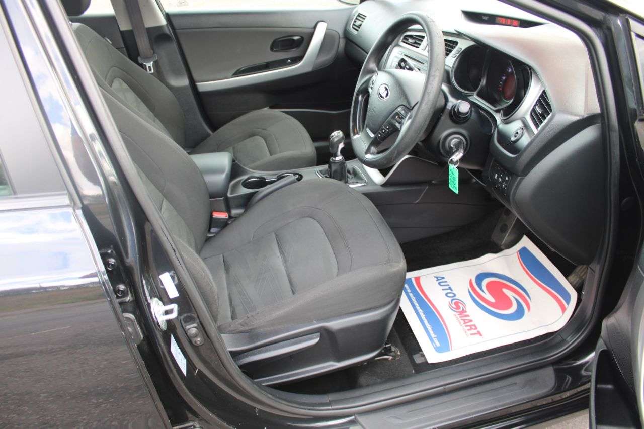 2013 KIA CEED 2013 KIA CEED