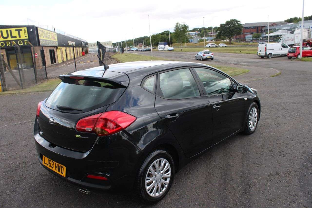2013 KIA CEED 2013 KIA CEED