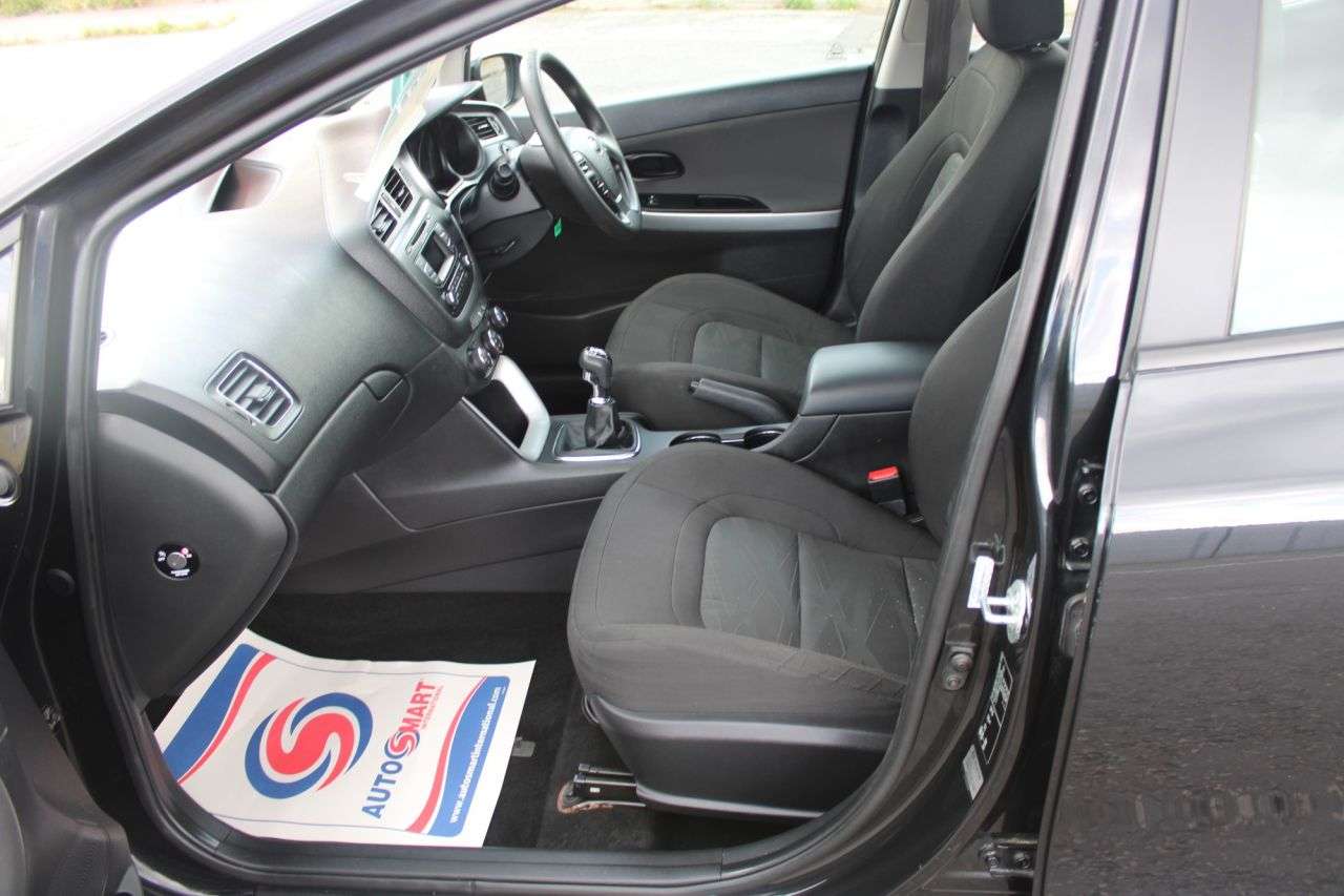 2013 KIA CEED 2013 KIA CEED