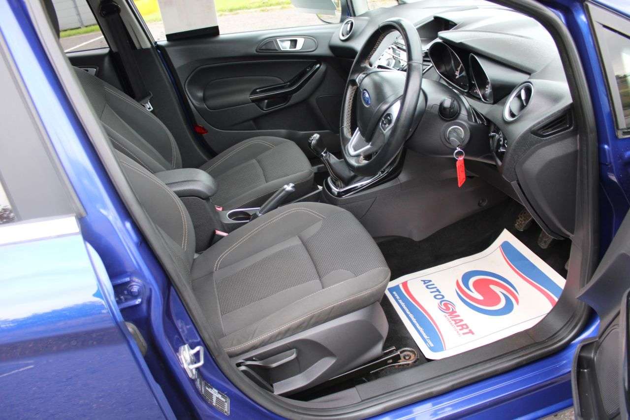 2015 FORD FIESTA 2015 FORD FIESTA