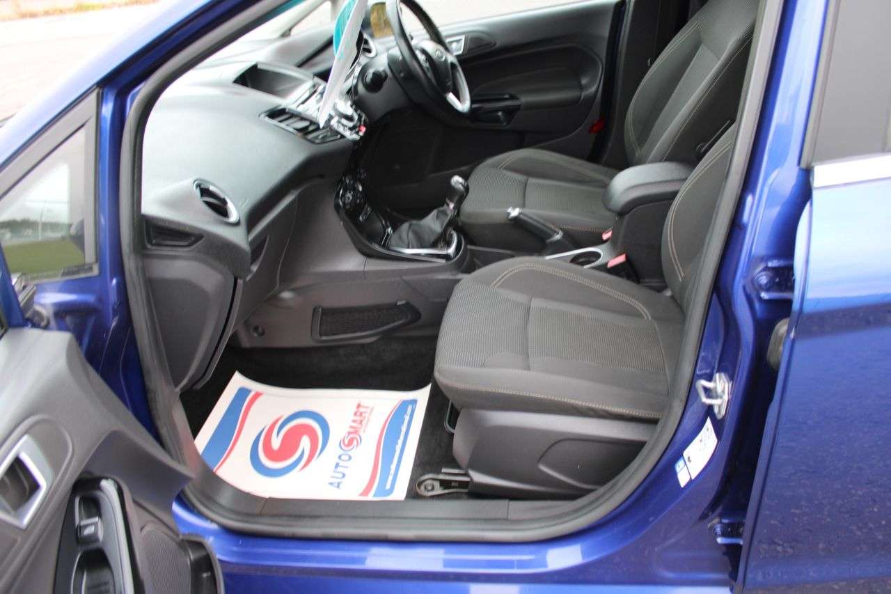 2015 FORD FIESTA 2015 FORD FIESTA