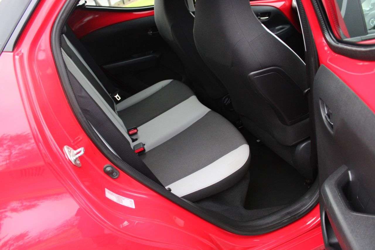 2017 TOYOTA AYGO 2017 TOYOTA AYGO