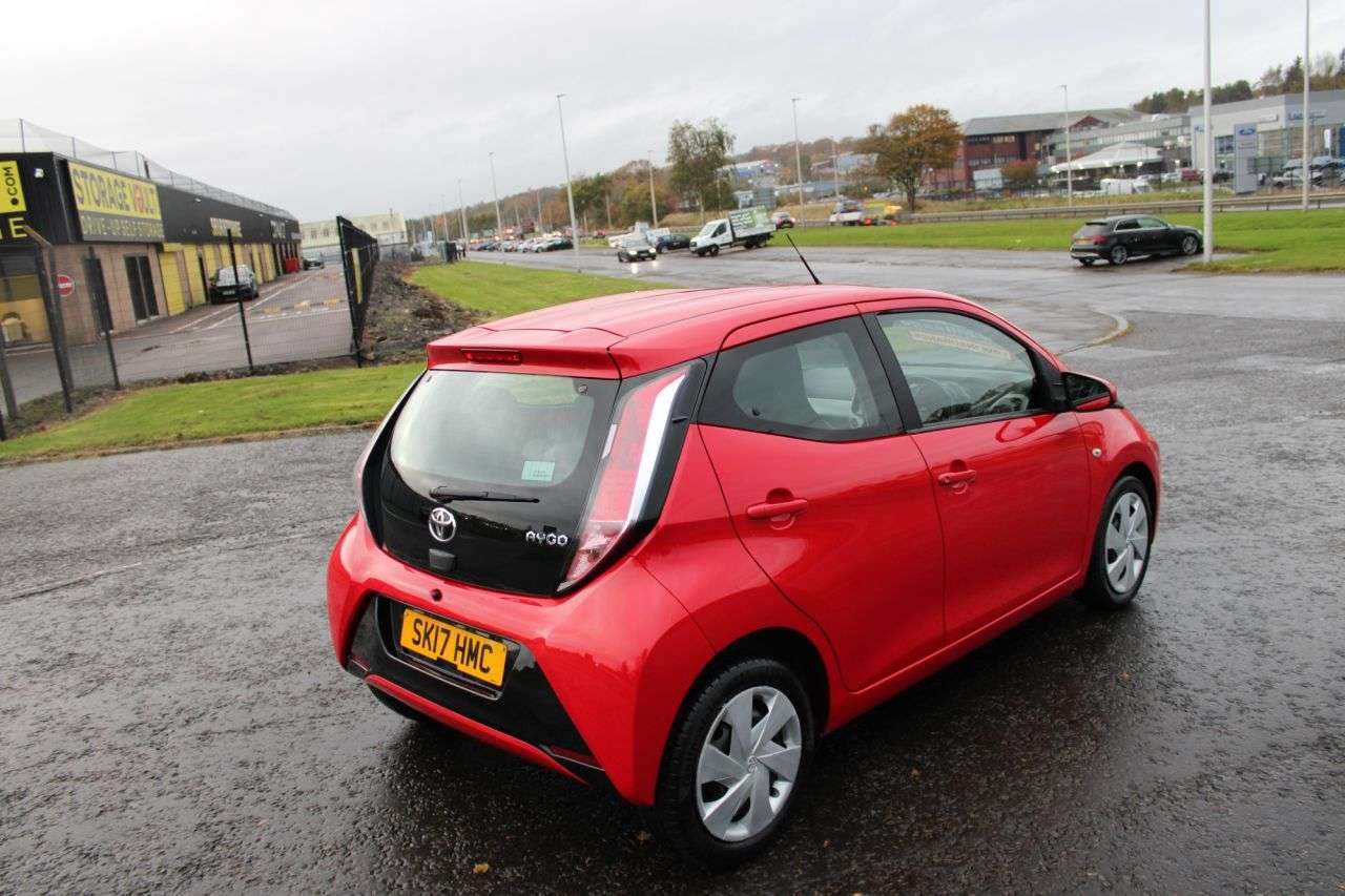 2017 TOYOTA AYGO 2017 TOYOTA AYGO