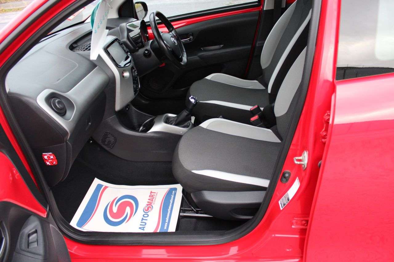 2017 TOYOTA AYGO 2017 TOYOTA AYGO