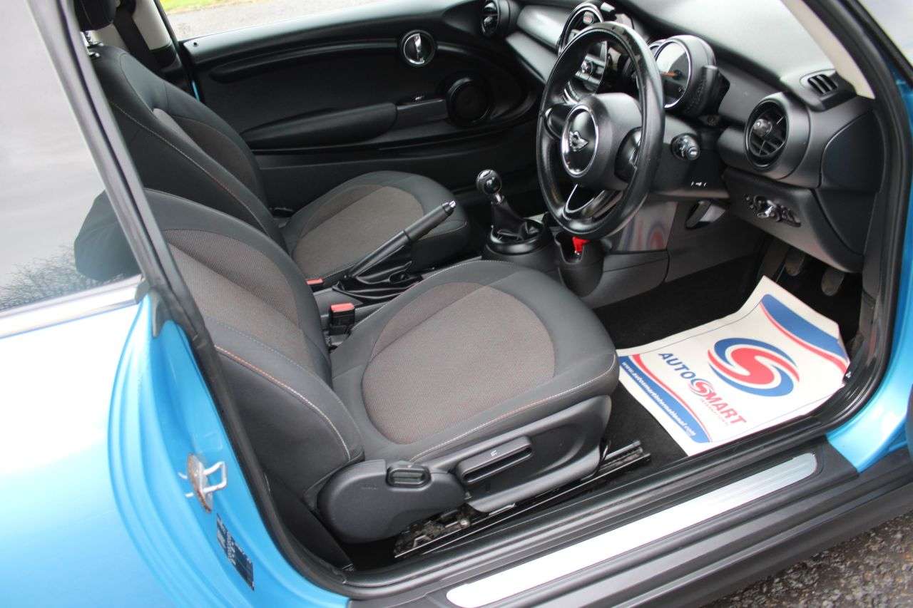 2017 MINI HATCH 2017 MINI HATCH