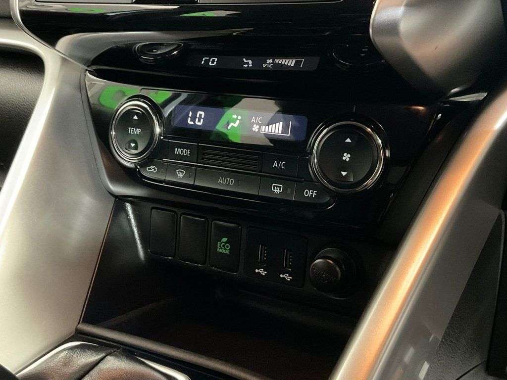 2018 MITSUBISHI ECLIPSE CROSS 2018 MITSUBISHI ECLIPSE CROSS